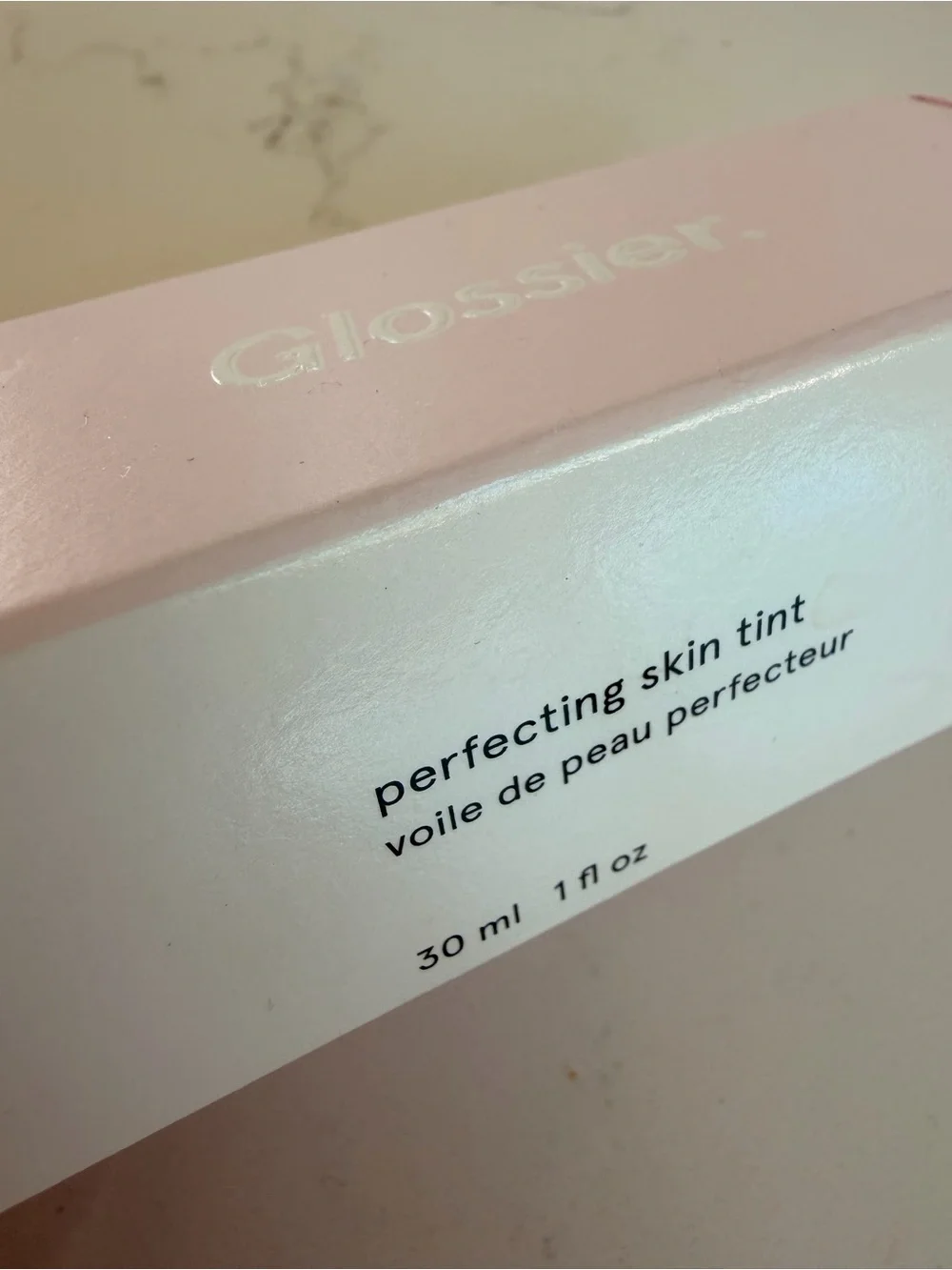 Glossier Perfecting Skin Tint Sheer skin enhancer G7 NEW